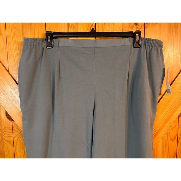 Koret Woman  Pants Wedgewood Blue Elastic Waist 20W Short NWT (4291) - Picture 3 of 8